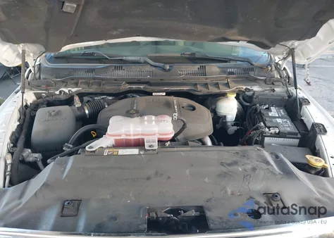 2015 Ram 1500 Lone Star z USA, uszkodzony, nr VIN 1C6RR6LM1FS536023